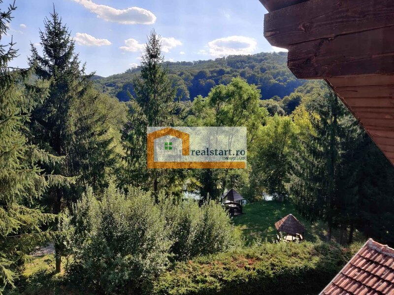 Langa Sighisoara,  Vedere la Padure, si iazuri proprii, 1,8ha teren, ROI9%