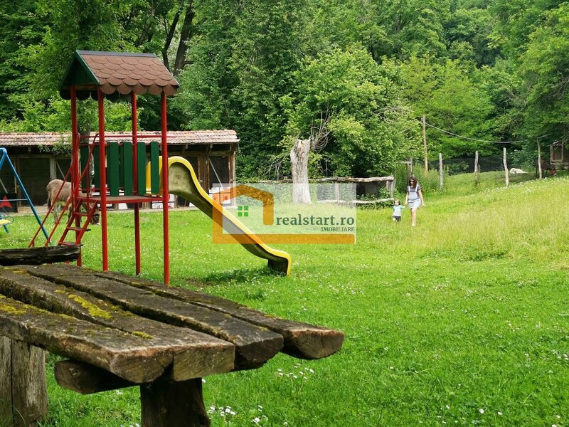 Langa Sighisoara,  Vedere la Padure, si iazuri proprii, 1,8ha teren, ROI9%